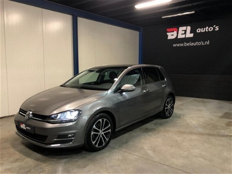 Volkswagen Golf - 1.4 TSI Highline Massagestoel, Panoramadak, Line-assist, Adapt-cruise, DSG, LED, X - 1