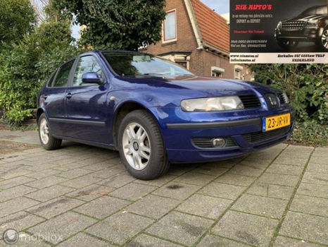 Seat Leon - 1.6-16V S net 4 nieuwe banden APK - 1