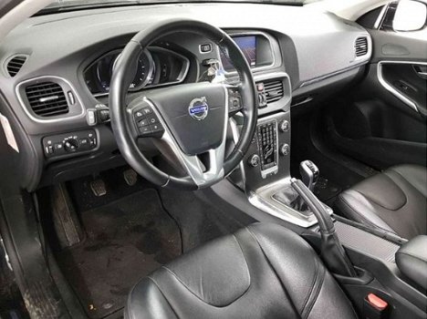 Volvo V40 - 2.0 D4 Summum Business VOLLEER-LED A LICHTEN-ZW HEMEL - 1