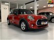 Mini Mini Cooper - 1.5 Chili Automaat, Navigatie, HUD, Active Cruise Control, Stoelverwarming, - 1 - Thumbnail