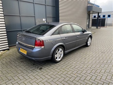 Opel Vectra GTS - 2.2-16V Elegance Airco LM Nw APK --Inruil Mogelijk - 1