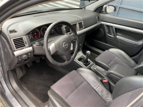 Opel Vectra GTS - 2.2-16V Elegance Airco LM Nw APK --Inruil Mogelijk - 1