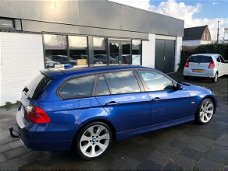 BMW 3-serie Touring - 318i Business Line Navi/climate