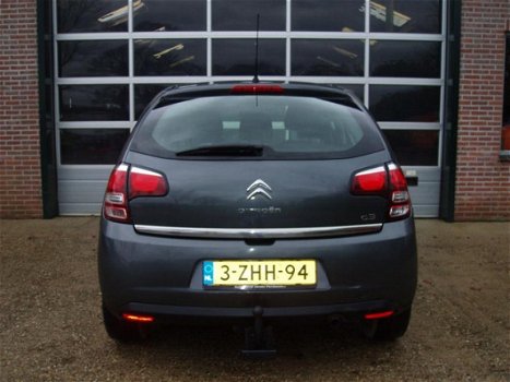 Citroën C3 - 1.2 PureTech Collection Navigatie, climaat airco, telefoon, cruise control, trekhaak, e - 1