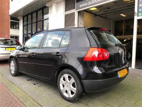 Volkswagen Golf - 1.6 FSI Turijn 2006 6-Bak Navi Climatronic - 1