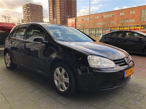 Volkswagen Golf - 1.6 FSI Turijn 2006 6-Bak Navi Climatronic - 1