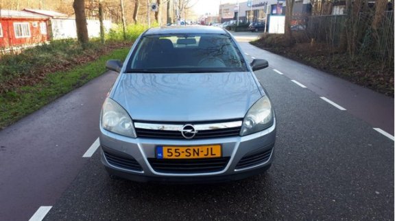 Opel Astra - 1.4 Business 5 DEURS 165DKM NW APK 2006 - 1