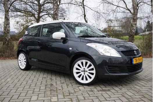 Suzuki Swift - 1.2 Black & White | Airco | LMV | El. ramen | Multi stuurwiel - 1