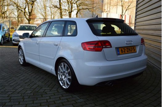 Audi A3 Sportback - 1.2 TFSI 105PK S-LINE AUTOMAAT NAVIGATIE-LEER-STOF-METALLIC-ECC-TREKHAAK - 1