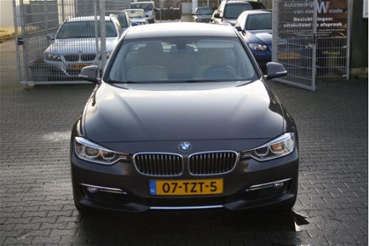 BMW 3-serie - 320i High Executive - 1