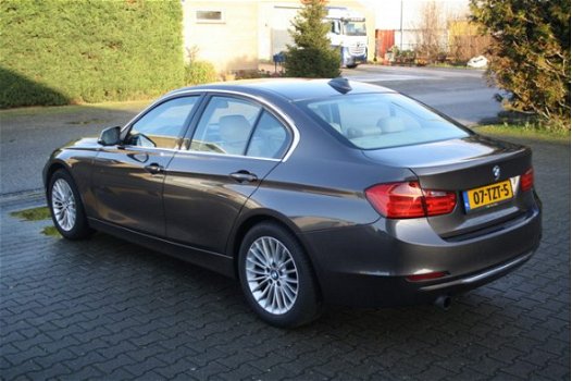 BMW 3-serie - 320i High Executive - 1