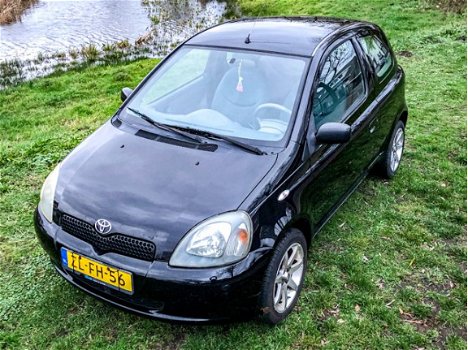 Toyota Yaris - 1.0-16V VVT-i Terra - 1