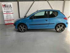 Peugeot 206 - 1.4 XR