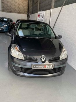 Renault Clio - 1.4-16V Expression 124.033 NAP - 1