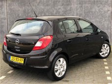 Opel Corsa - 1.4-16V Cosmo