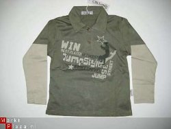 poloshirt in de kleuren groen in maat 134/140