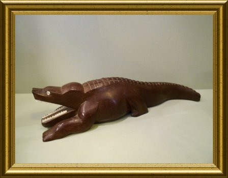 Oud houtsnijwerk : krokodil // vintage wood carving: crocodile - 1