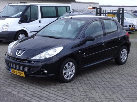 Peugeot 206 - 1, 4 HDI 68 HK 5-D 206 + 1, 4 HDI 68 HK 5-D NAP - 1