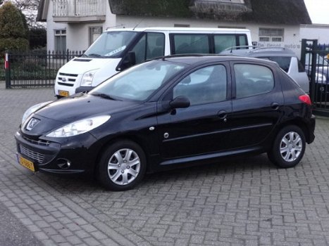 Peugeot 206 - 1, 4 HDI 68 HK 5-D 206 + 1, 4 HDI 68 HK 5-D NAP - 1