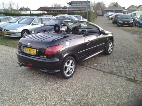 Peugeot 206 CC - 1.6-16V Zeer mooie 206 1.6 16v 155625 km. zeer lux, s - 1