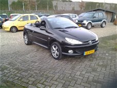 Peugeot 206 CC - 1.6-16V Zeer mooie 206 1.6 16v 155625 km. zeer lux, s