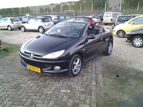 Peugeot 206 CC - 1.6-16V Zeer mooie 206 1.6 16v 155625 km. zeer lux, s - 1