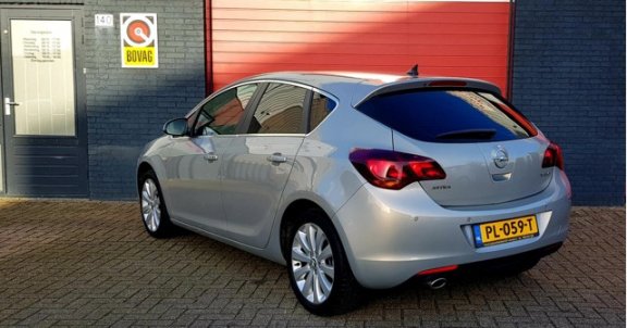 Opel Astra - 1.4 Turbo Sport - 1