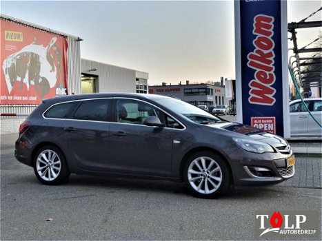 Opel Astra - Sports T 1.4 T 140pk S/S Cosmo - 1