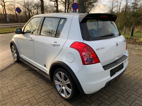 Suzuki Swift - 1.3 Limited Black&White Edition - 1