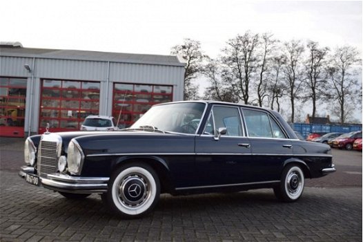 Mercedes-Benz 280 - S - 1