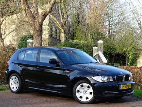 BMW 1-serie - 116i Business Line | 5drs. | PDC | Xenon | - 1