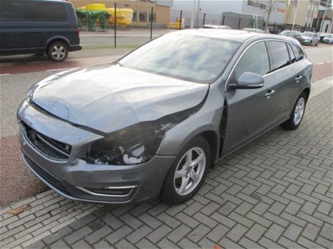 Volvo V60 - 2.0 D2 Nordic+ NAVI KLIMA EURO6 - 1