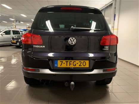 Volkswagen Tiguan - 1.4 TSI Comfort&Design * 1e Eig / Navigatie / Dealer onderhouden / Nieuwstaat - 1