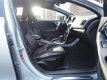 Volvo V40 - 2.0 D4 Nordic+ R- Design|190 PK Geartronic | Harman Kardon | LED | - 1 - Thumbnail