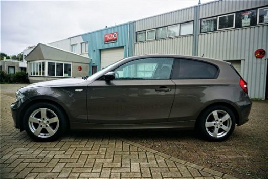 BMW 1-serie - 118d Navigatie Perfect onderhouden - 1