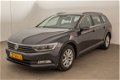 Volkswagen Passat Variant - 2.0 TDI Highline Automaat - 1 - Thumbnail