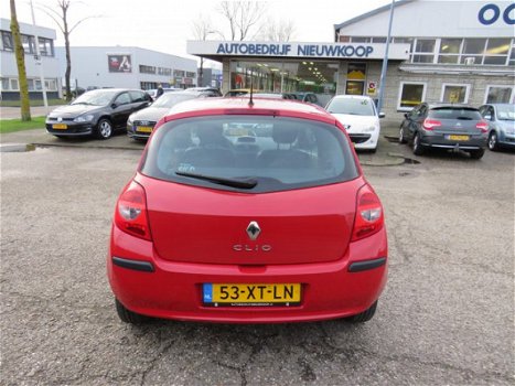 Renault Clio - 1.2-16V Business Line Airco, 2e eig, NL auto, volledig onderhouden Actieprijs - 1