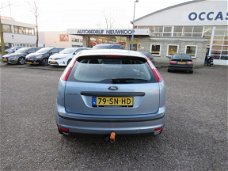 Ford Focus - 1.6-16V Futura Nw APK, Airco, cruise, trekhaak vol opties Actieprijs