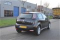 Fiat Punto Evo - 1.3 M-Jet Dynamic 5-DEURS AIRCO/CRUISE/PARKEERSENSOR - 1 - Thumbnail