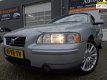 Volvo S60 - 2.4 Kinetic vol leer met airco en parkeersensoren en stoelverwarming - 1 - Thumbnail