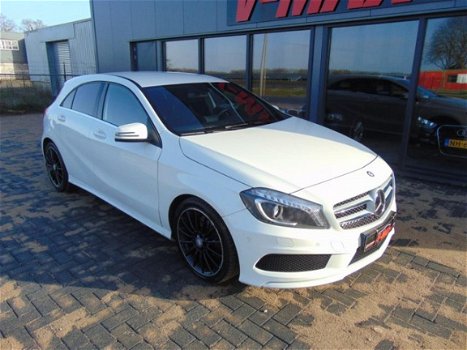 Mercedes-Benz A-klasse - A 180 AUT Prestige AMG Edit Nap Xenon Leder Navi - 1