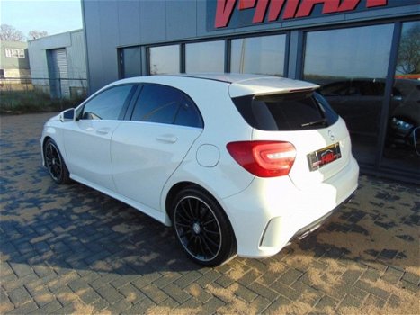 Mercedes-Benz A-klasse - A 180 AUT Prestige AMG Edit Nap Xenon Leder Navi - 1