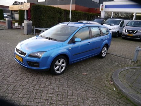 Ford Focus Wagon - 1.6-16V First Edition - 1