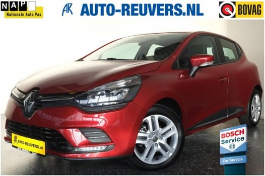 Renault Clio - 0.9 TCe 5 deurs / Navigatie / 66 kW - 1