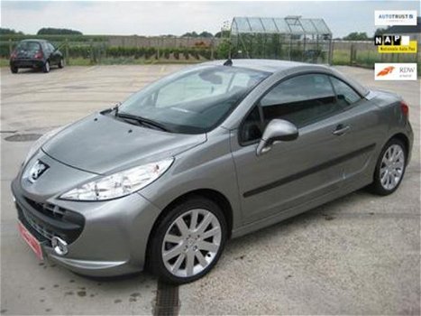 Peugeot 207 CC - 1.6 VTi /AIRCO/*AUTOMAAT*/++97884KM++/zwart LEDER/LM VELGEN - 1