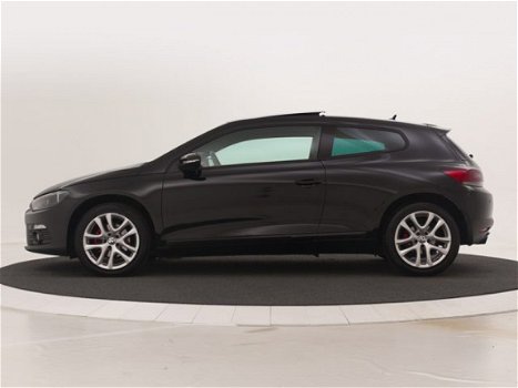 Volkswagen Scirocco - 1.4 TSI Highline Plus | Panoramadak | Airco | Lichtmetalen velgen | Rijklaarpr - 1