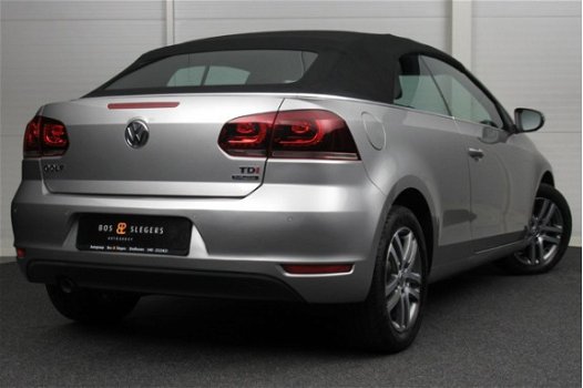 Volkswagen Golf - 1.6 TDI 105PK BlueMotion grootbeeld Navigatie - 1