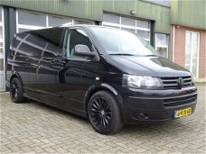 Volkswagen Transporter - 2.0 TDI L2H1 DC 140 pk Airco Cruise control Trekhaak 2.500 kg Lederen bekle