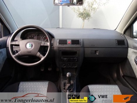 Skoda Fabia Combi - 1.4 Comfort Airco-Stuurbkr - 1