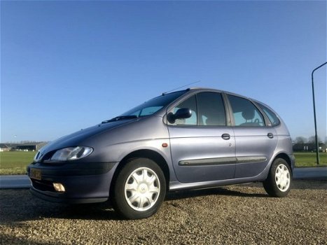 Renault Mégane Scénic - 2.0 RT, BJ 2000, APK Feb 2021, Airco - 1